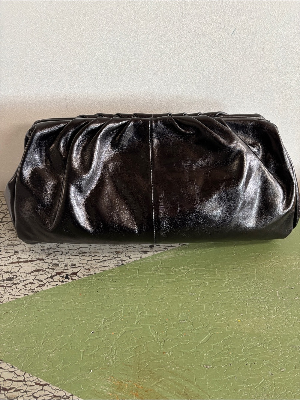 Hobo Angela Black Gathered Leather Clutch Bag Retro Rare Like New Boho Purse